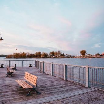 waterfront-dock-with-benches_925x